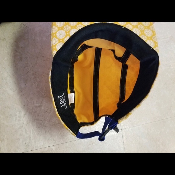 lost.co 5 point hat - Picture 4 of 4
